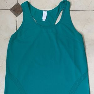 GapFit Workout Tank